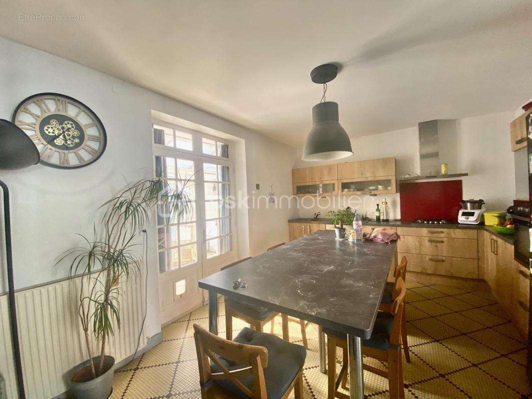 Ancien hôtel particulier rénové avec studio indépendant - photo 2