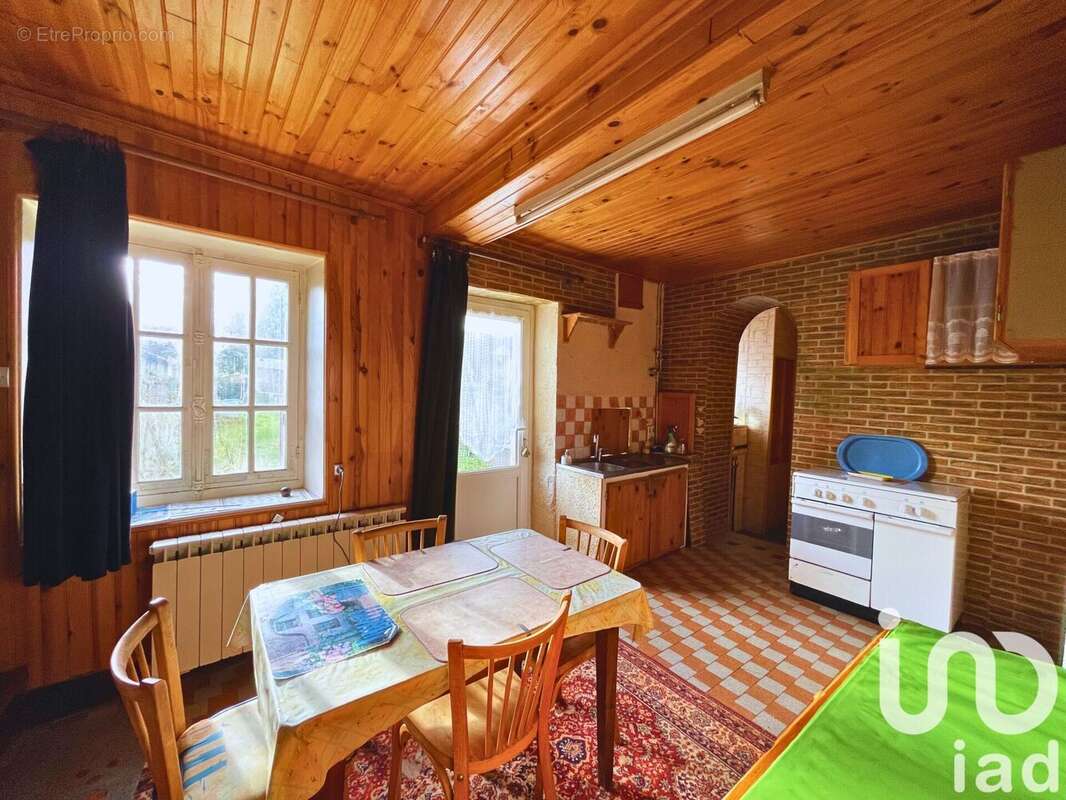 Photo 3 - Maison à ARBOURSE