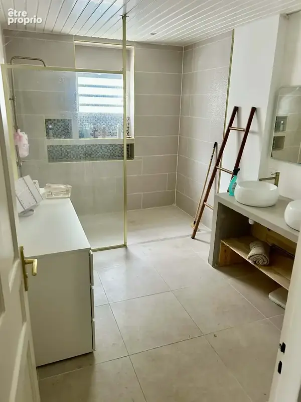 Maison sur Beausejour comprenant 2 T4 de 130M2 chacun le tout sur une parcelle où l'on peut soit construire un - photo 3