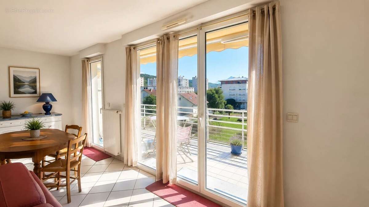 Echirolles- Appartement T4 de 93m2 au dernier étage - photo 5