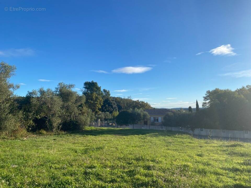 Terrain à LAURET