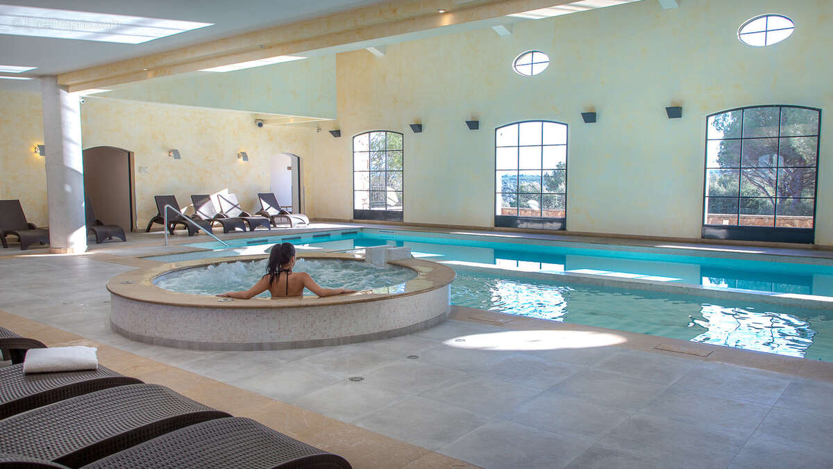 Superbe villa plain pied située sur le Domaine de St-Endréol 4* Golf & Spa Resort. - photo 25