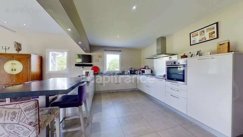 Maison à MAUVEZIN-SUR-GUPIE