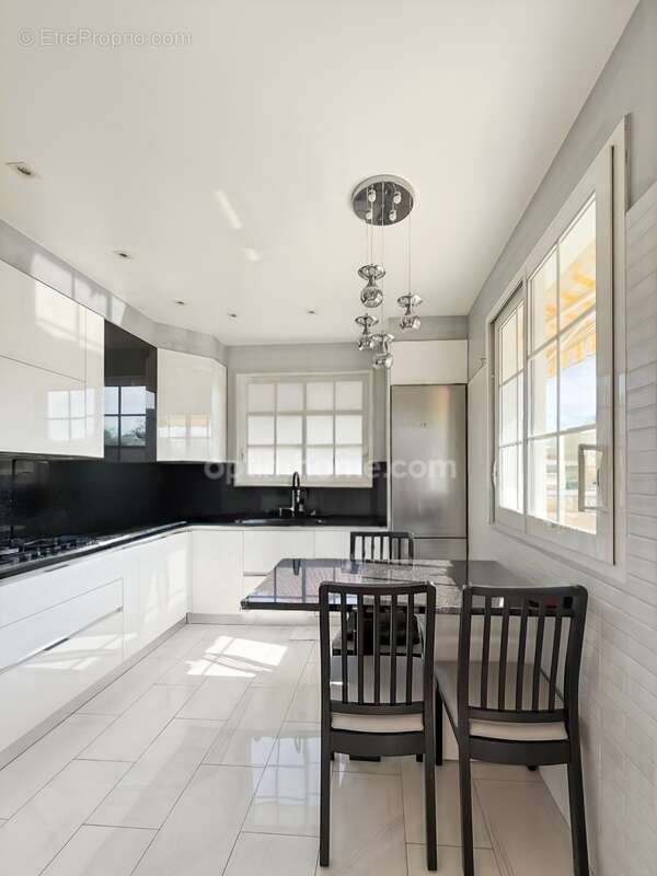 Maison à SAINT-PRIX