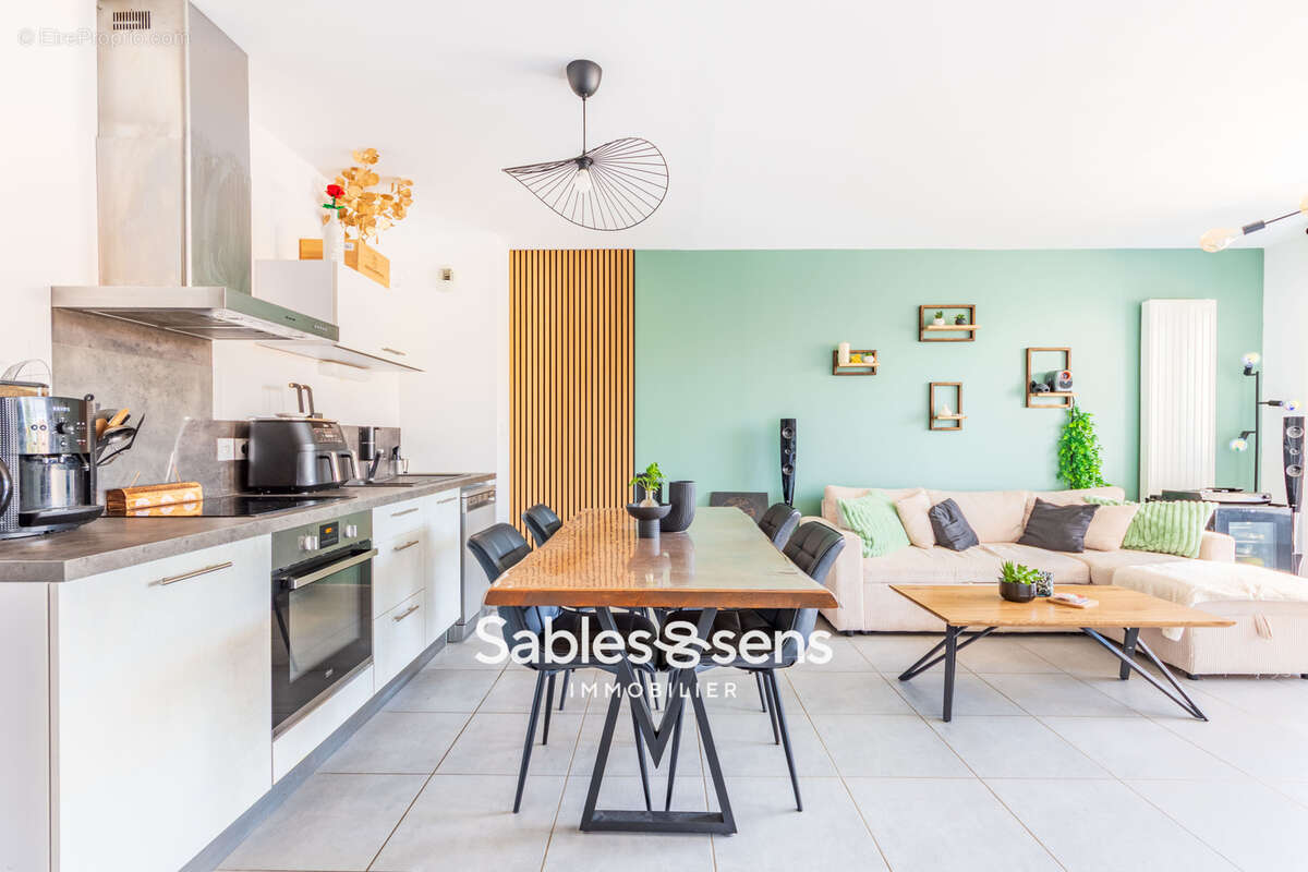 Appartement T3 avec parking et cave sur la commune du Château d'Olonne - photo 6