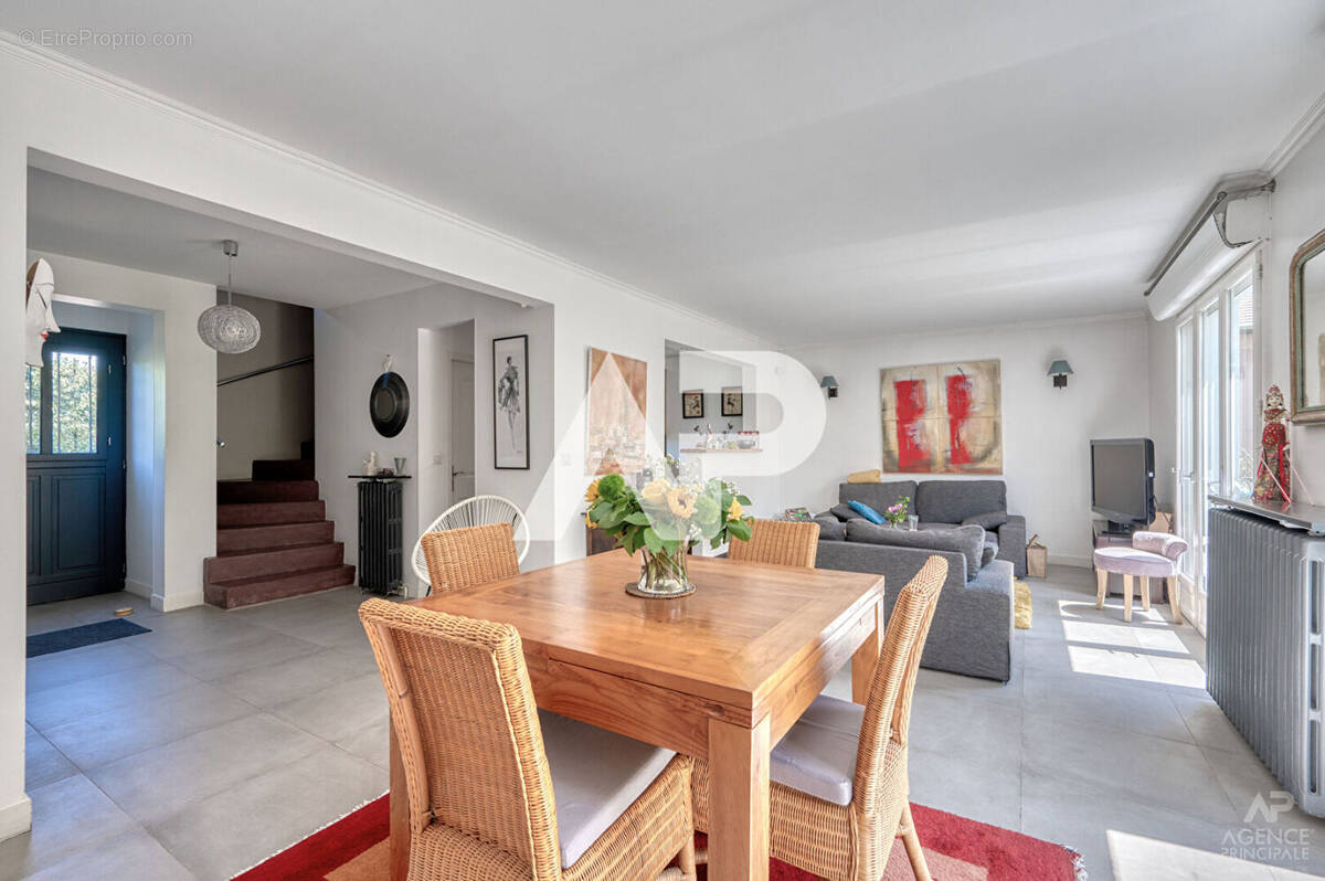 Maison à RUEIL-MALMAISON