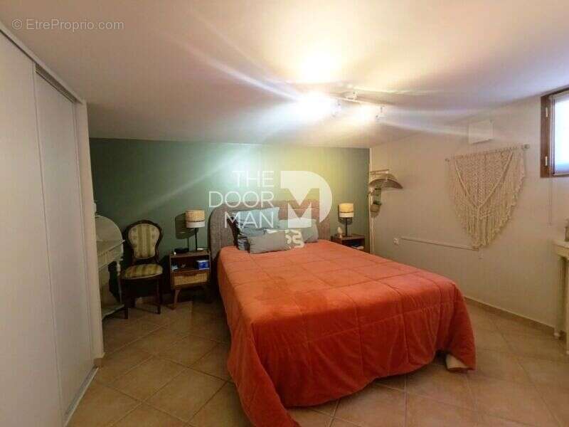 Maison à SIX-FOURS-LES-PLAGES