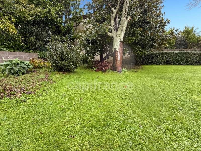 Maison à LE RELECQ-KERHUON