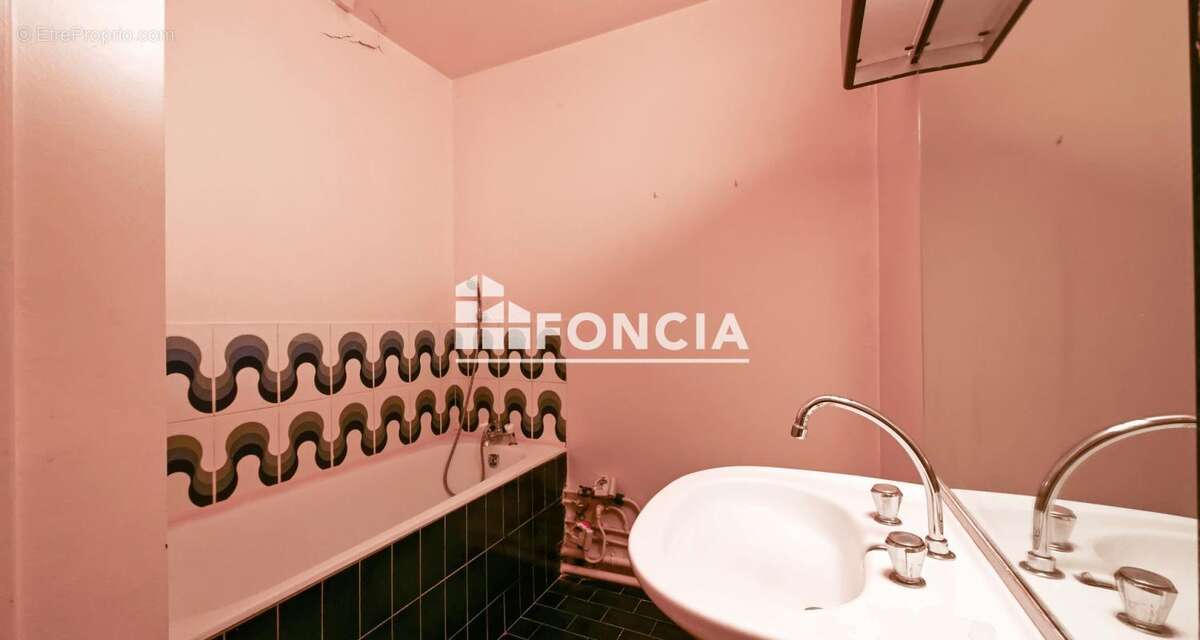 Appartement à VERSAILLES