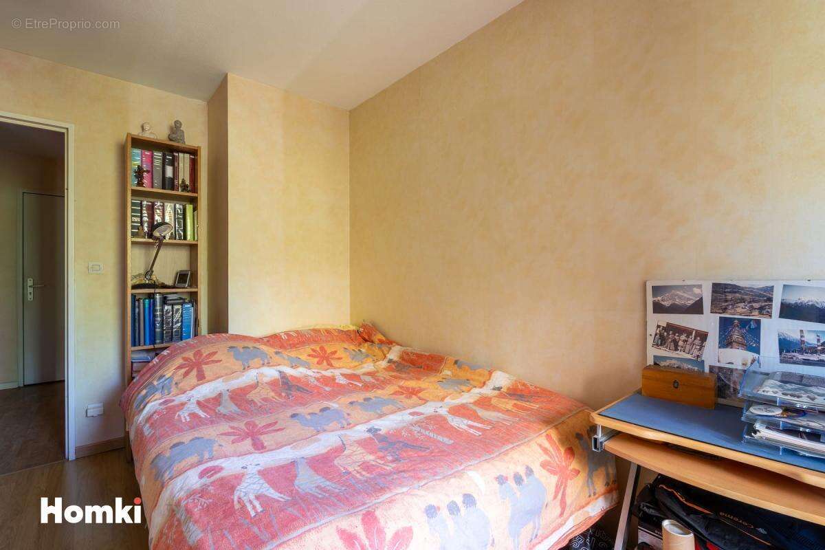 Appartement T2 de 46 m² à Lyon 69007, Rue du Commandant Ayasse - photo 7