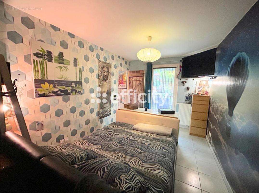 Appartement à MARSEILLE-13E