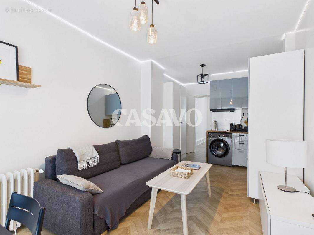 Appartement à PARIS-17E