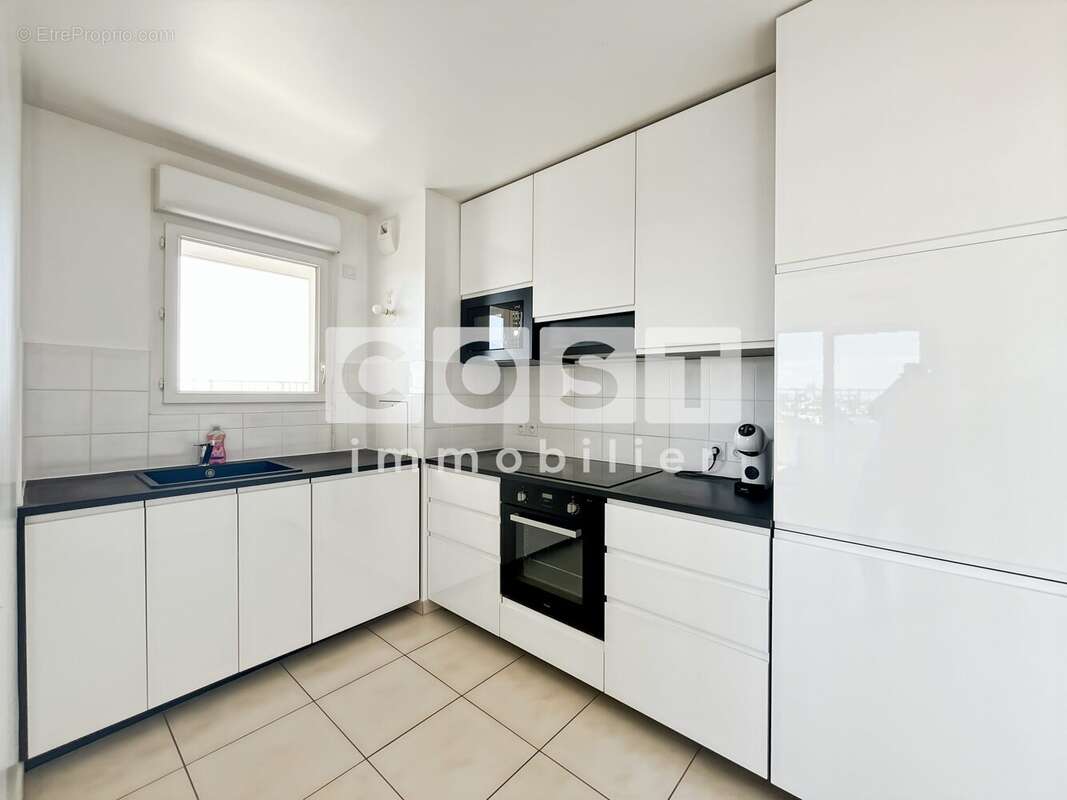 Appartement à GENNEVILLIERS