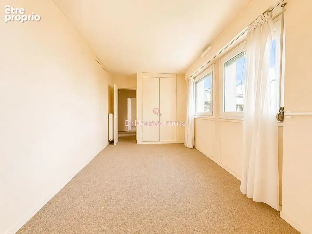 Appartement 101 m² à Paris-19e  - photo 9