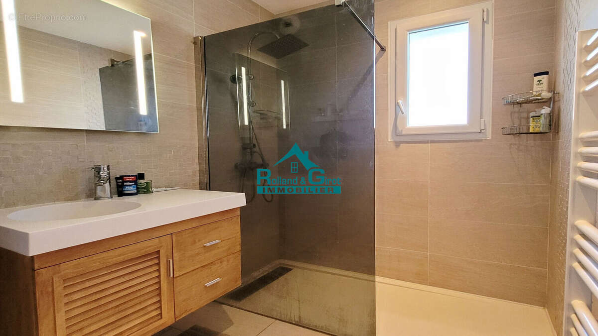 Maison à LA BOUEXIERE