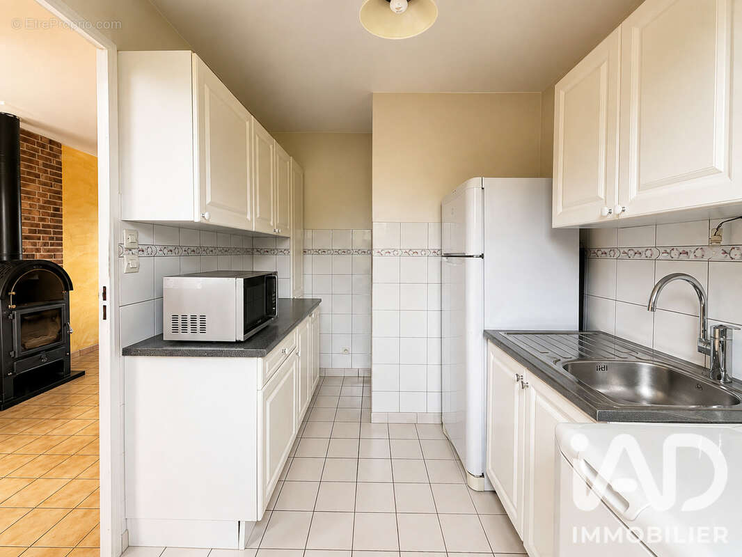 Maison 103 m² à Argenteuil  - photo 4