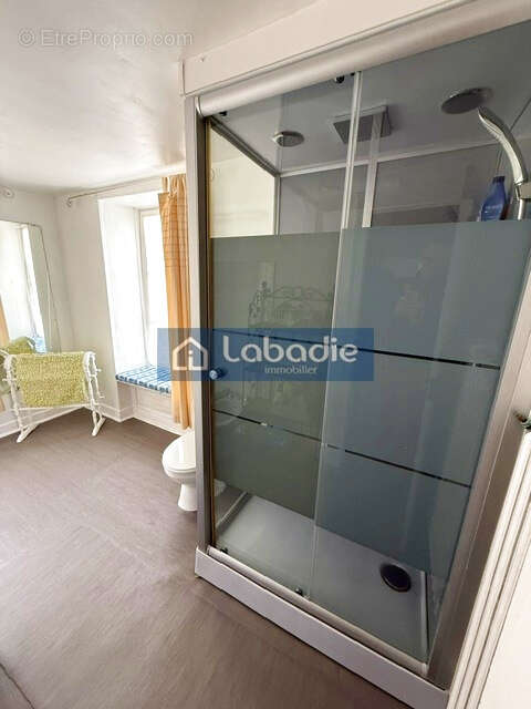 Maison d'habitation en pierre,  dans la bourg de Landelles et Coupigny - photo 20