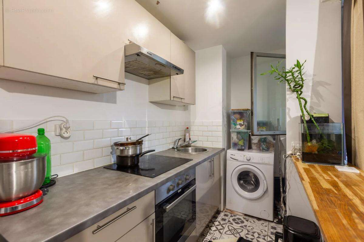 Appartement à PARIS-19E
