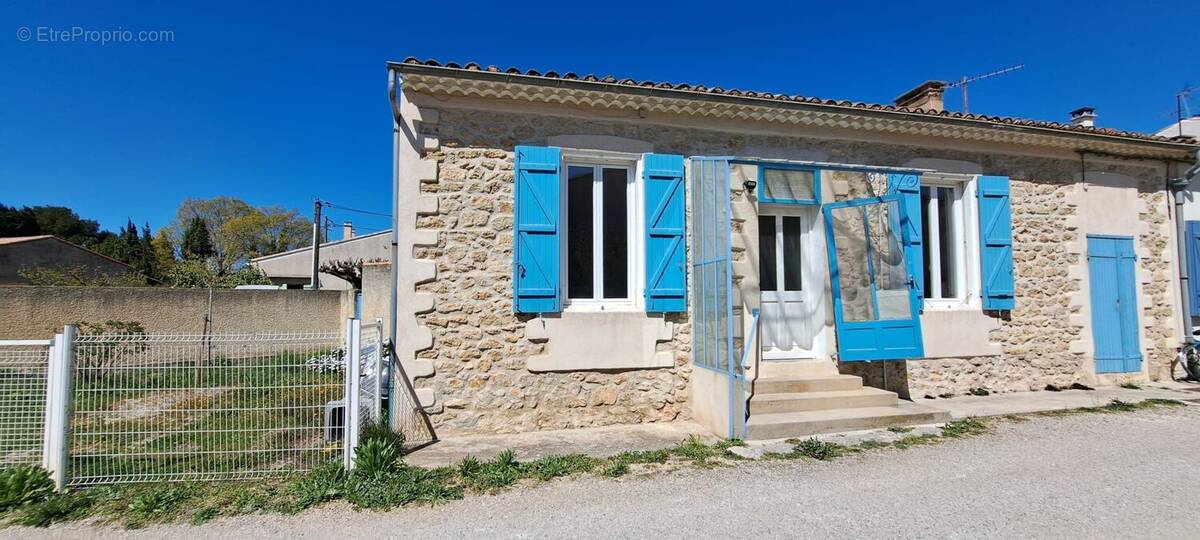 Maison à PELISSANNE