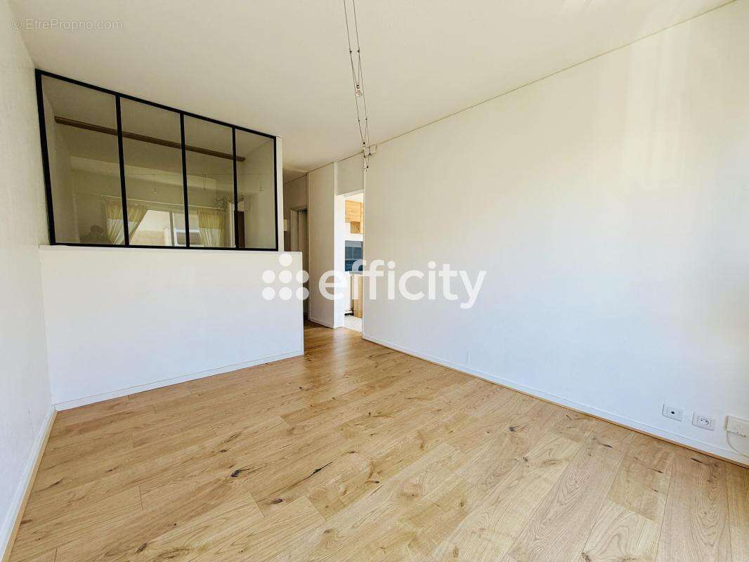 Appartement - photo 2