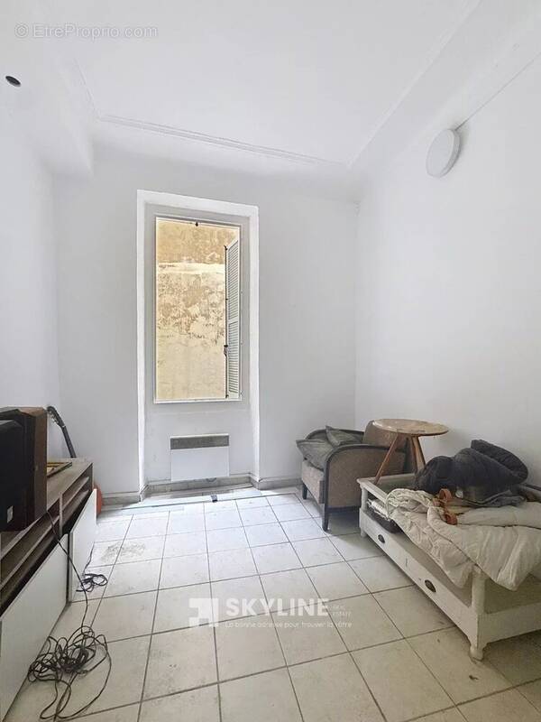 Appartement à MARSEILLE-1E