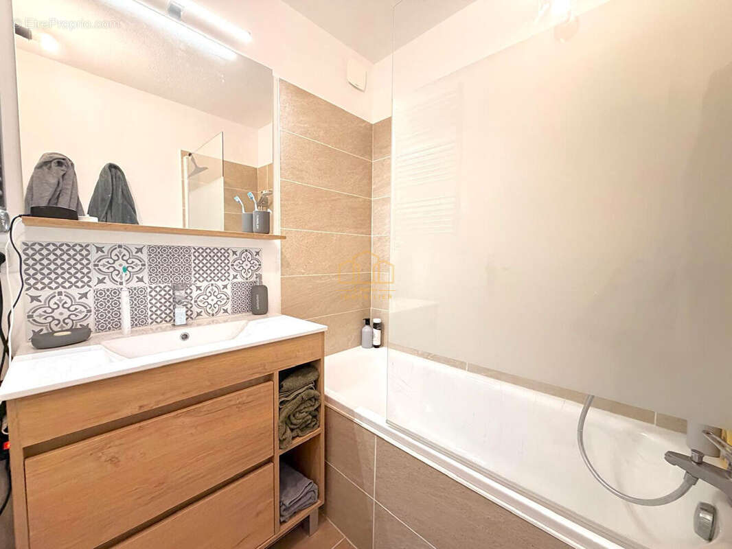 Appartement T4 avec terrasse à vendre au Teich dans résidence avec piscine - photo 10