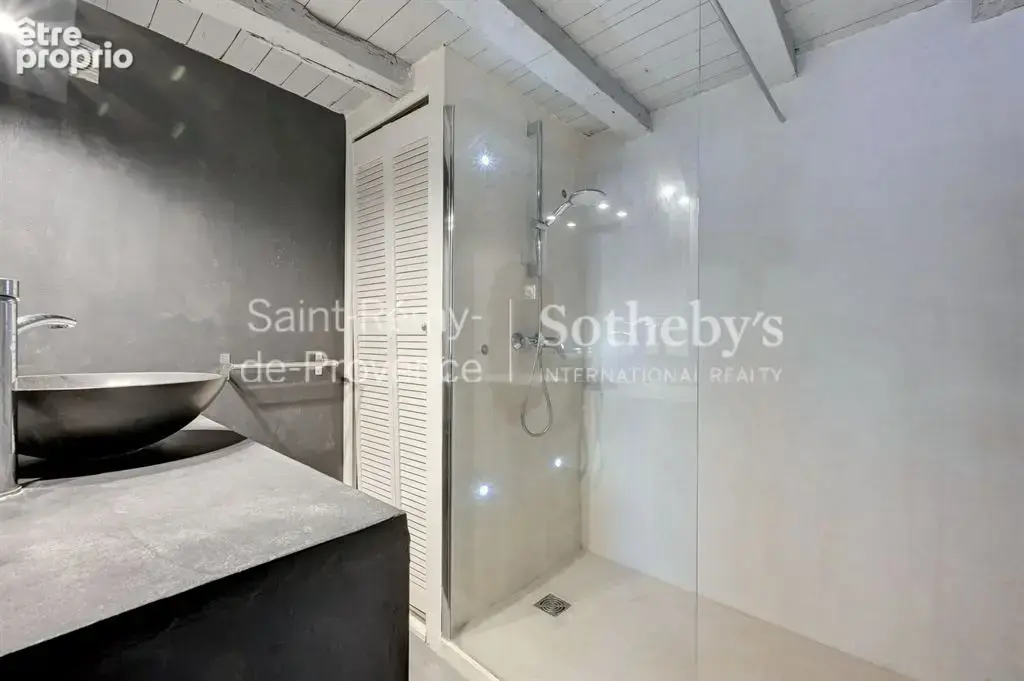 Maison de charme rénovée à la Roquette - photo 10