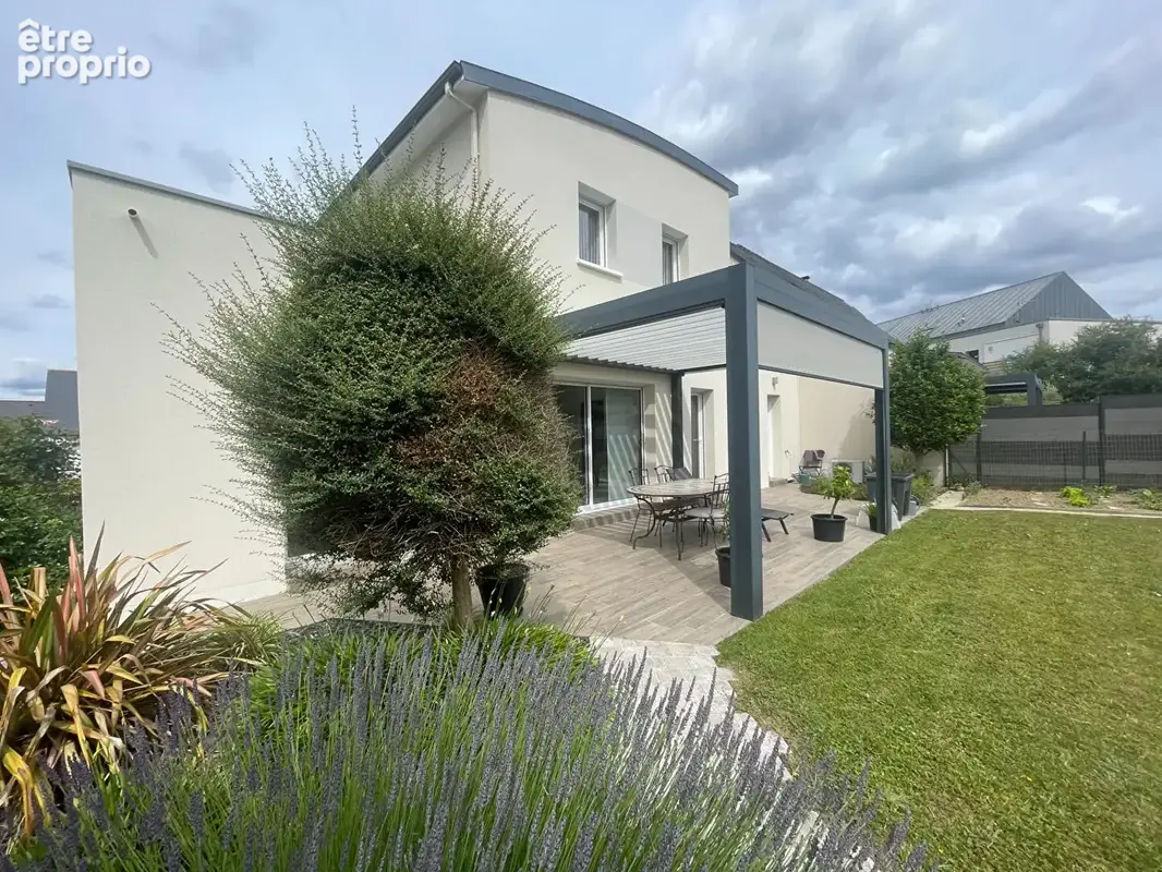 Maison 5 pièces - Bouchemaine - 127 m² - Terrain 429m² - photo 2