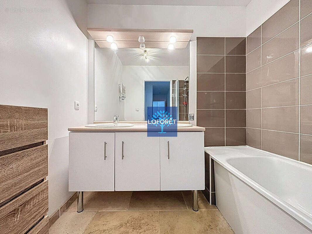 Appartement à PUISEUX-PONTOISE
