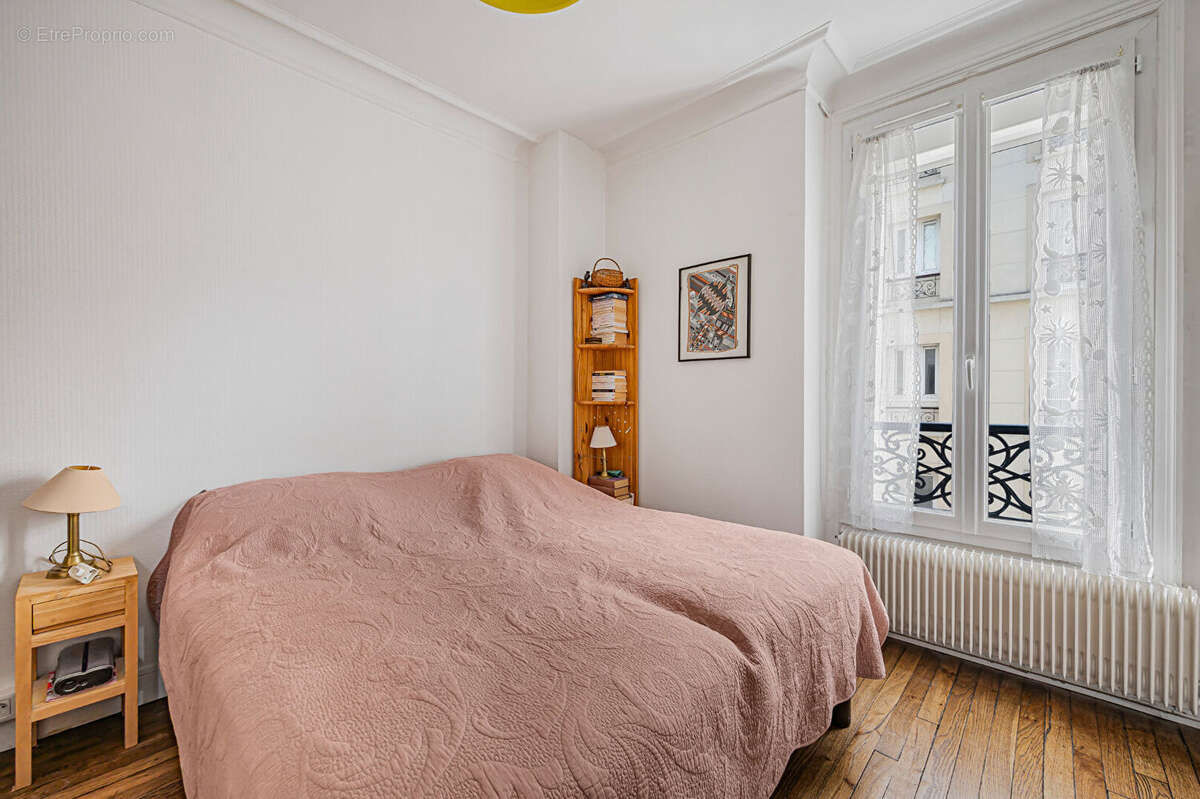 Appartement Paris 2 pièce(s) 30.22 m2 - photo 4