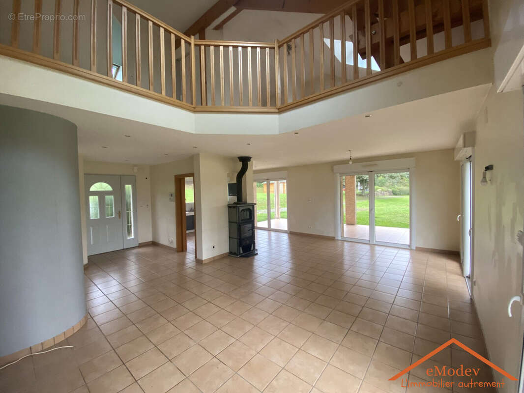 Maison à PROVENCHERES-SUR-FAVE