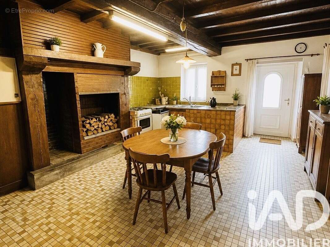 Maison 92 m² à Saint-Aubin-De-Terregatte  - photo 4