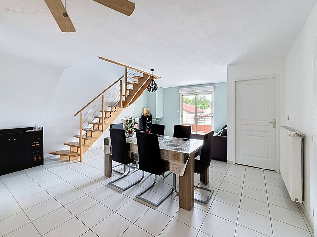 Appartement à BOURGOIN-JALLIEU