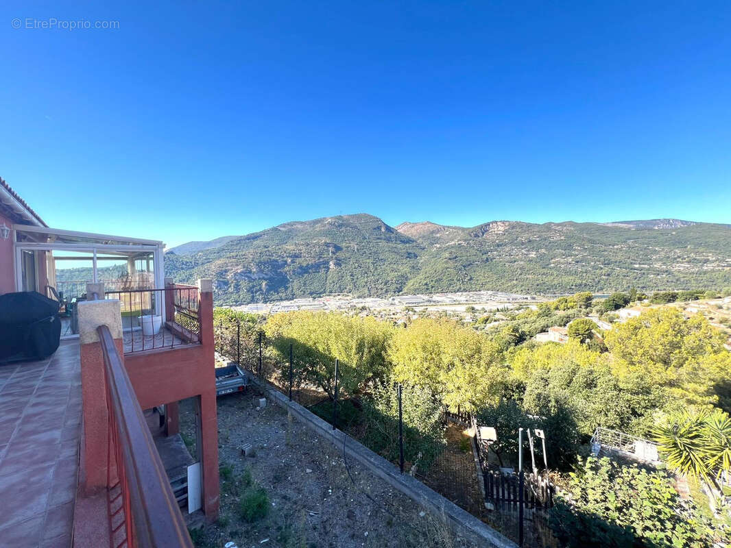 Maison à SAINT-MARTIN-DU-VAR