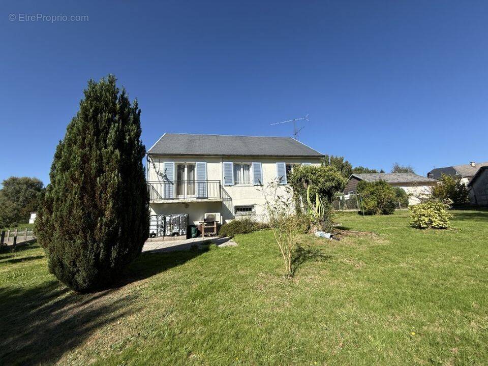 Maison à MONTSAUCHE-LES-SETTONS