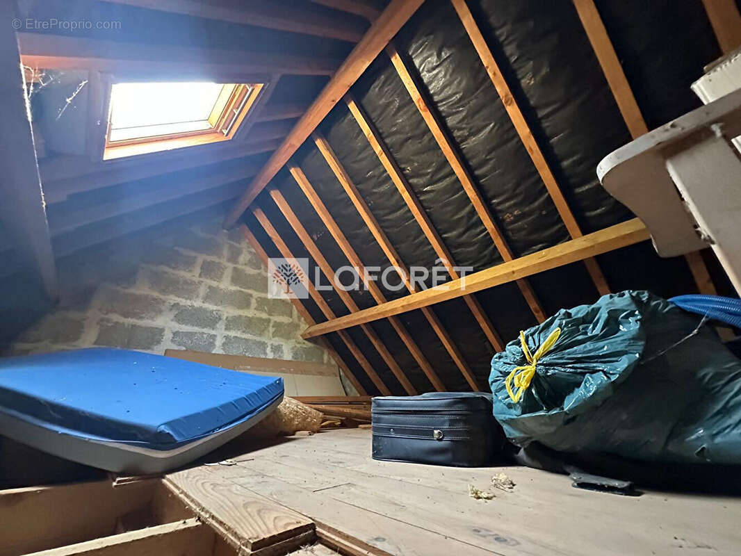 Maison à Creully-Sur-Seulles 5 pièces 80 m2 - photo 14