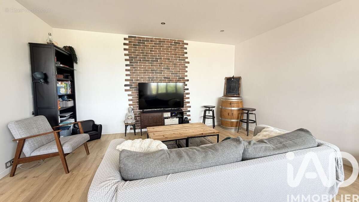 Photo 3 - Appartement à CORBEIL-ESSONNES