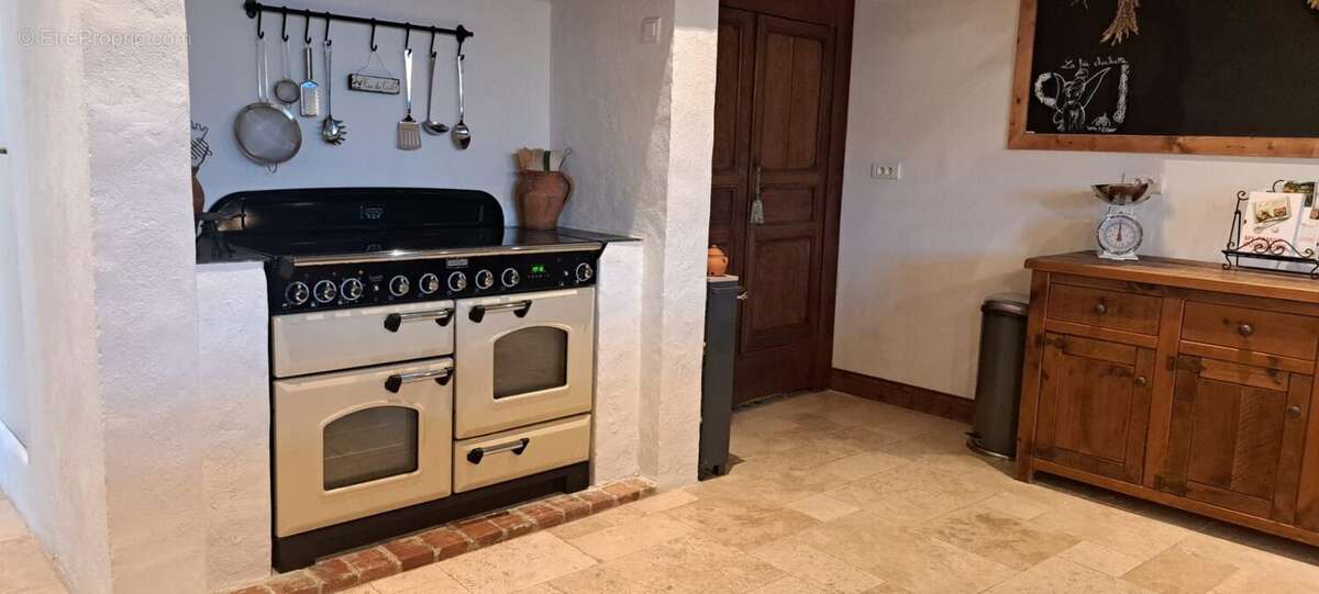 kitchen range - Maison à MIELAN