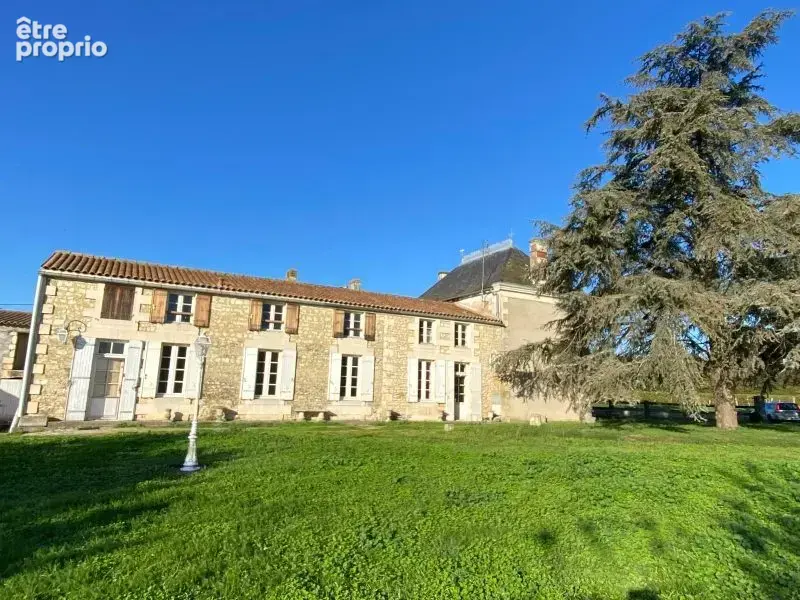 Maison 13 pièces 304 m² à vendre à Cozes (17120) - photo 2
