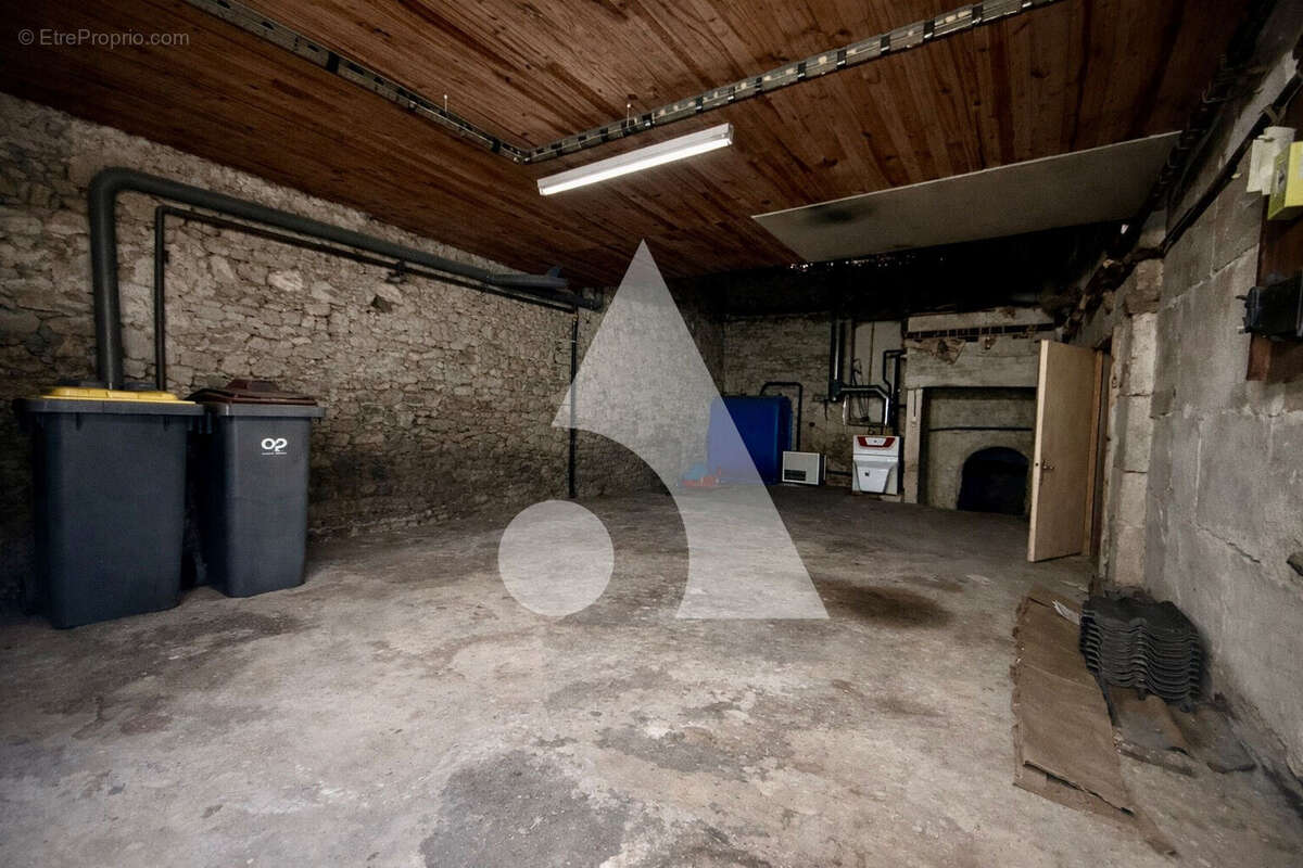 Maison à NAIVES-ROSIERES