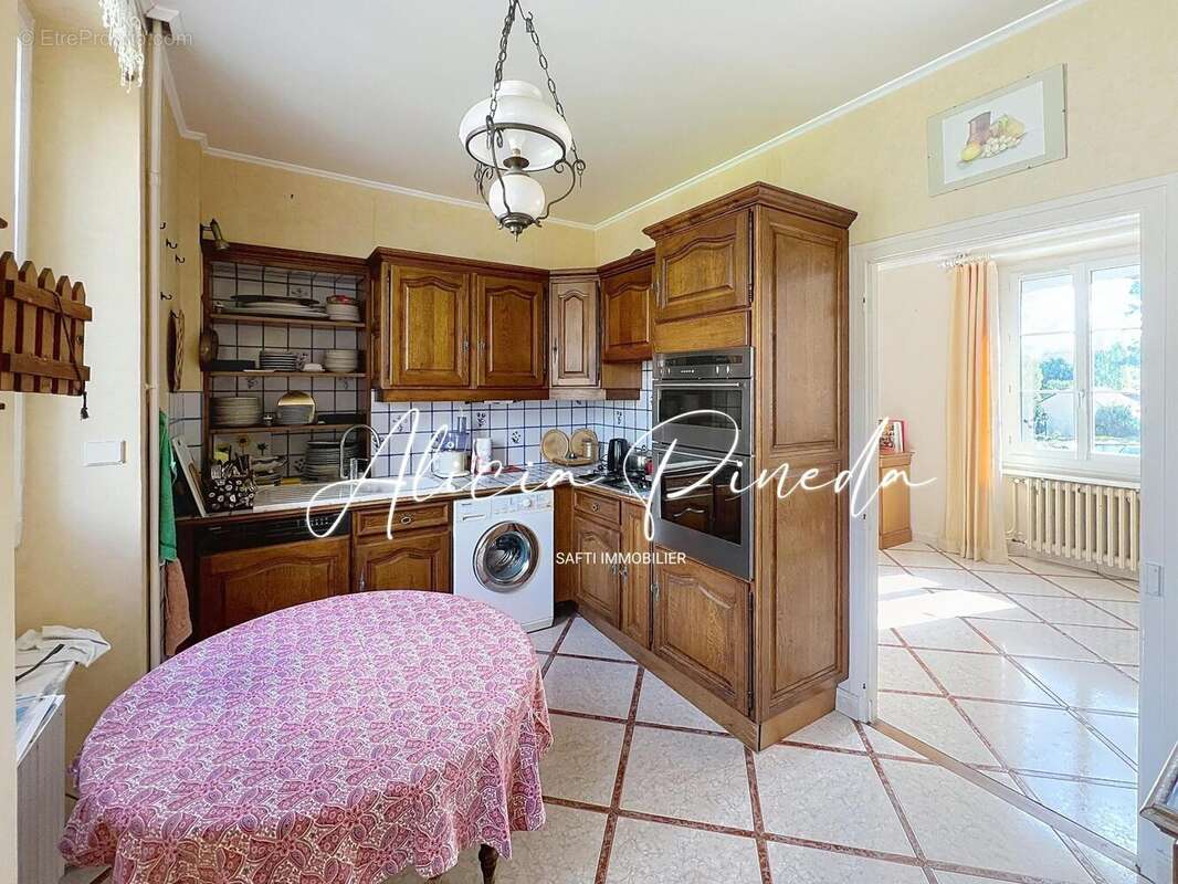 Photo 4 - Maison à CRESPIERES