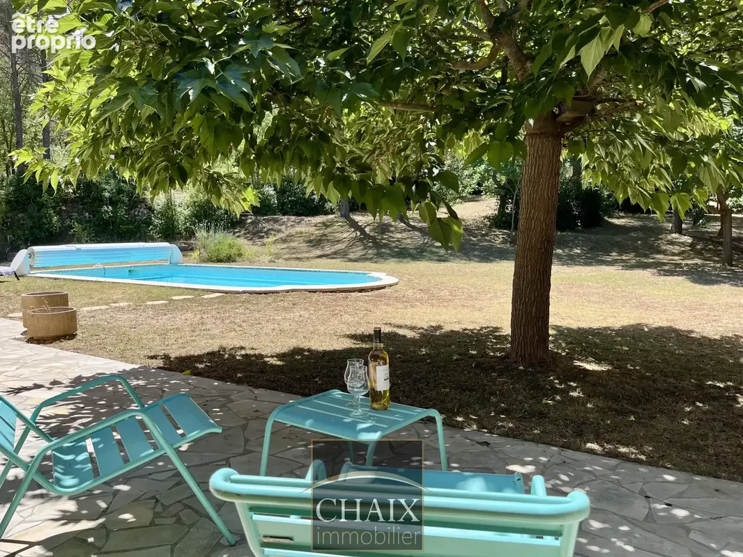 Pour amoureux de calme, de nature et de campagne, Auriol, villa de plain-pied avec piscine et sous-sol - photo 2