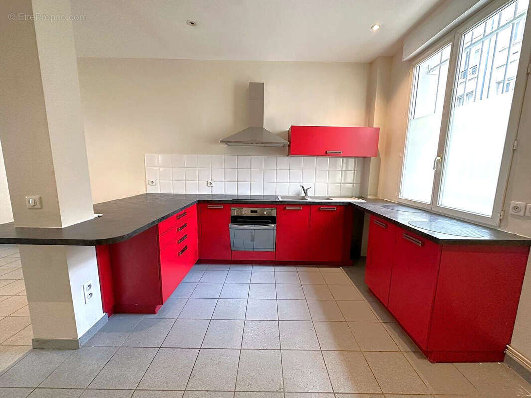 Appartement à PARIS-14E