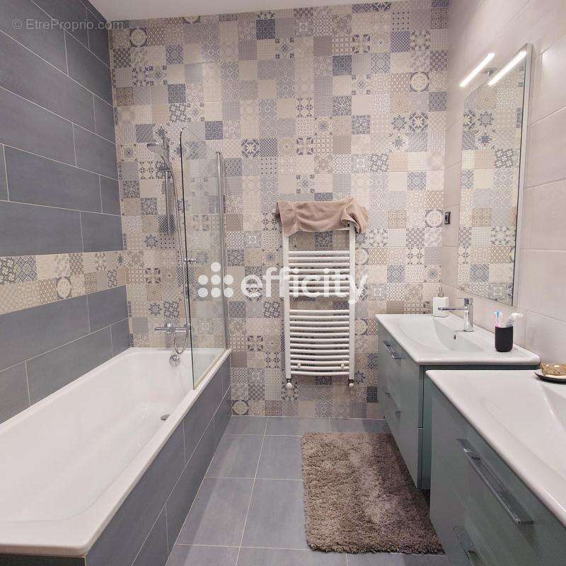 Appartement à LYON-3E