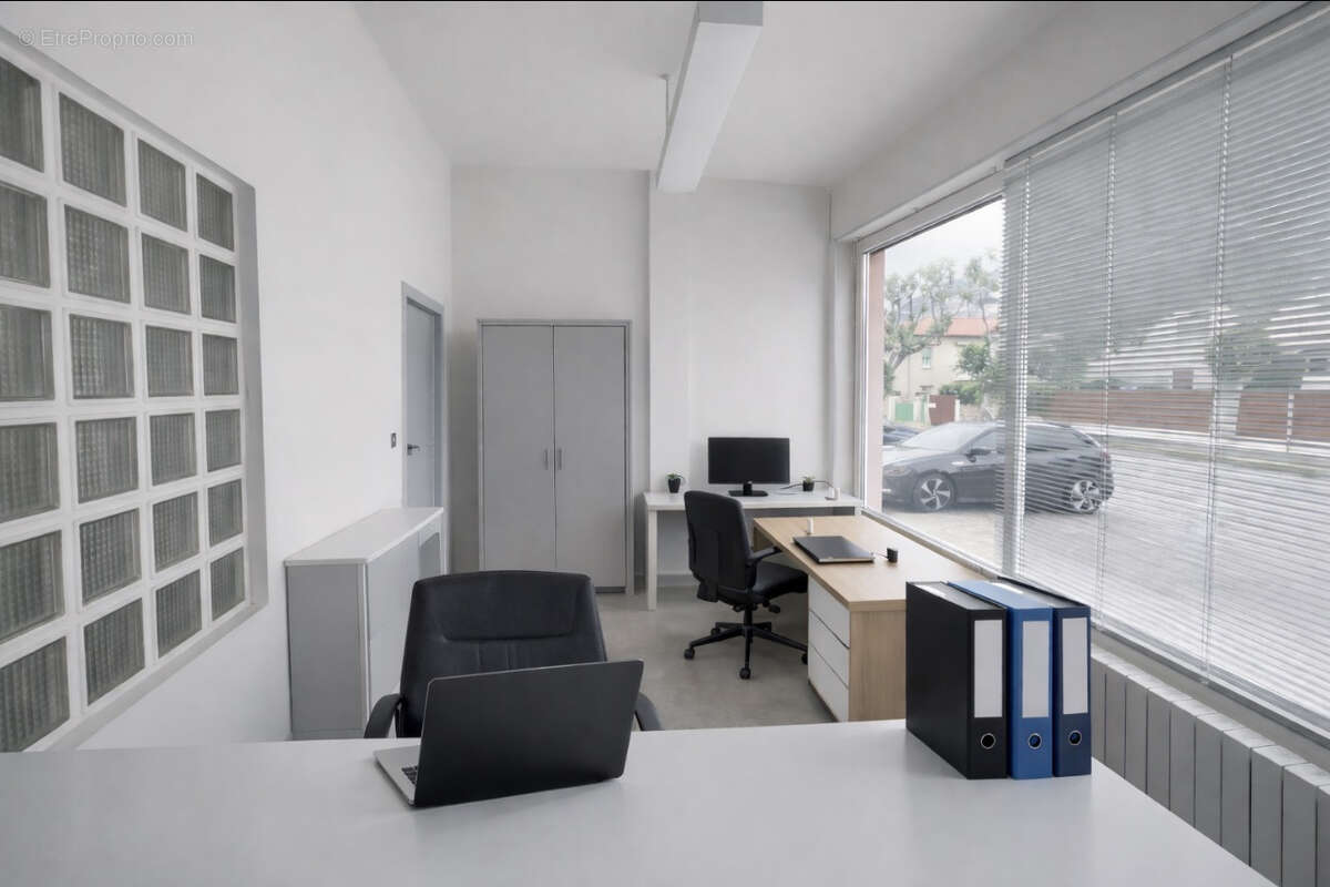 Commerce à SISTERON