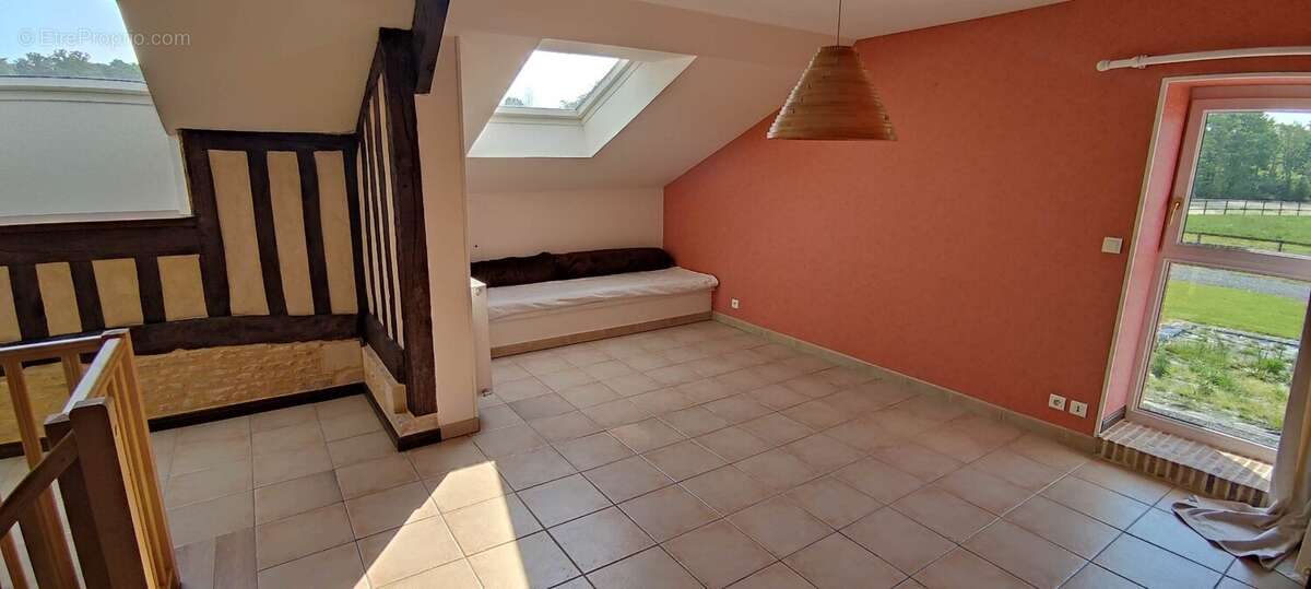 Maison à MEZIDON-CANON