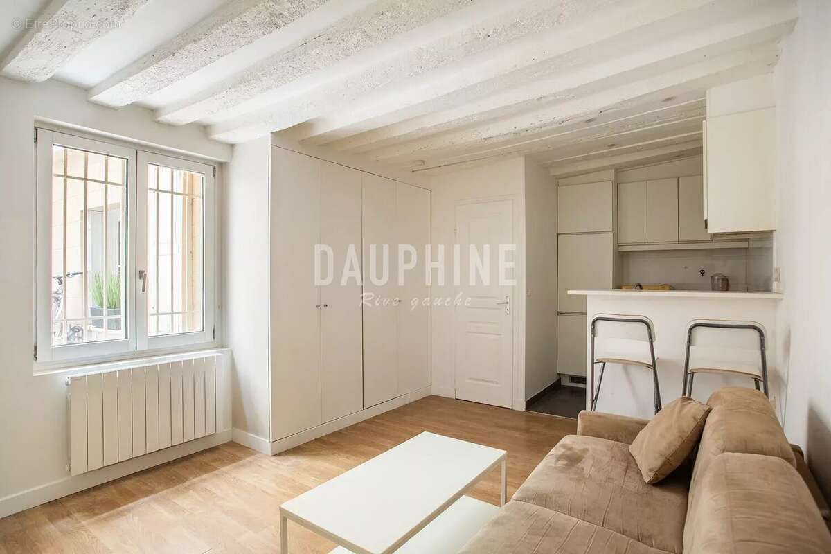 Appartement à PARIS-6E