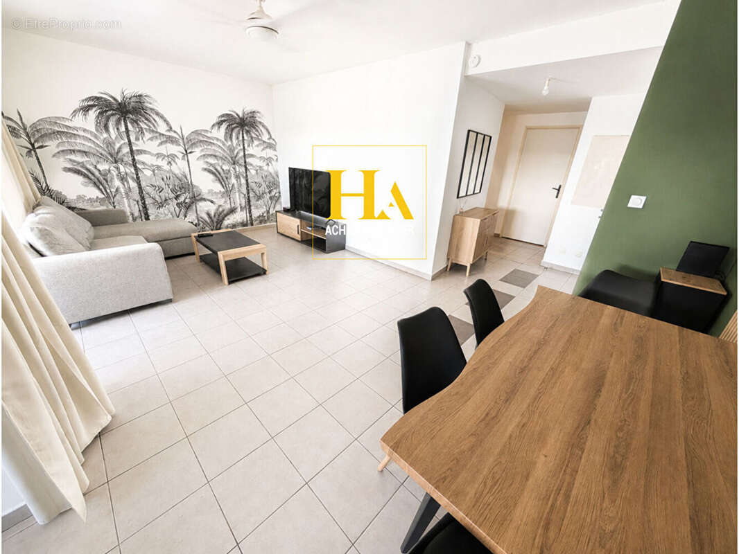 Appartement T3 66 m² Saint Pierre  - Centre Ville - photo 2