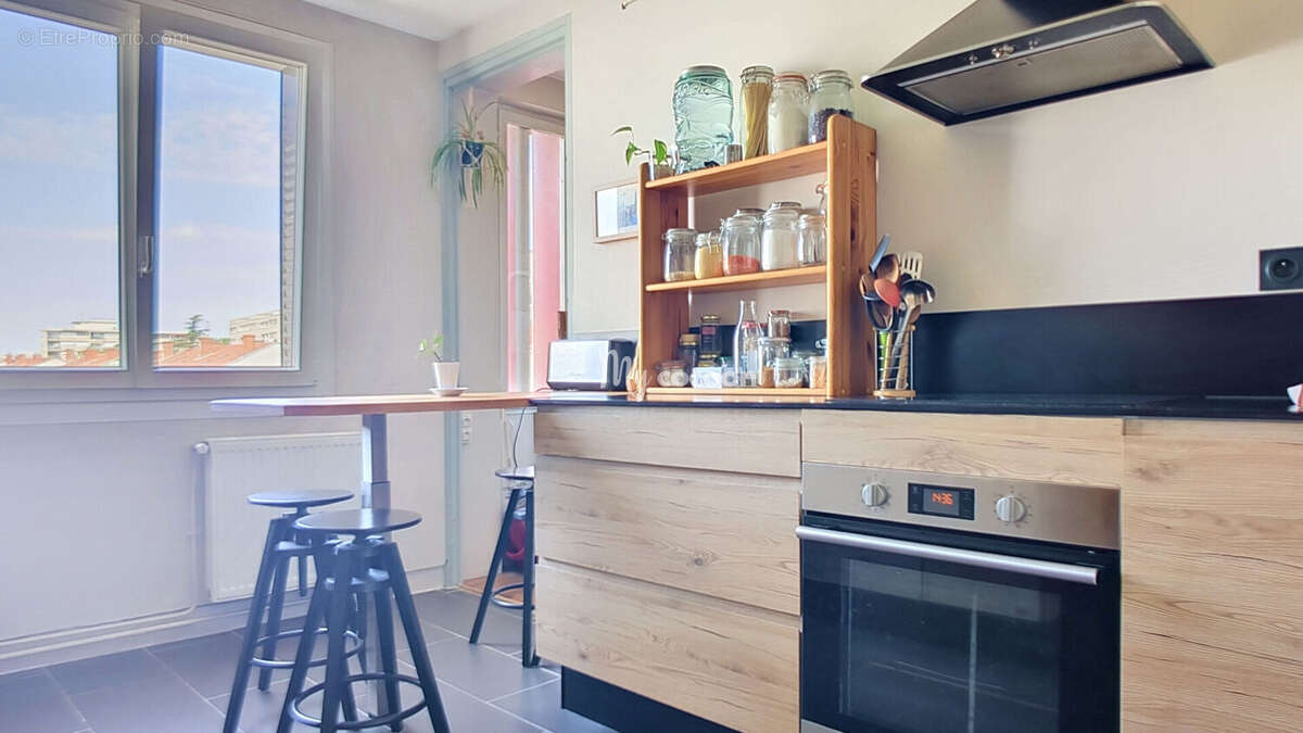 Appartement à VILLEURBANNE