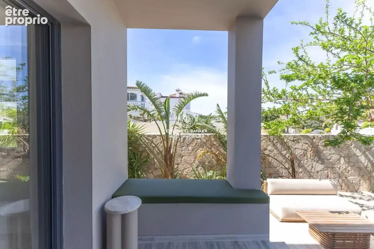 Villa contemporaine avec piscine sur le canal d'empuriabrava - photo 15